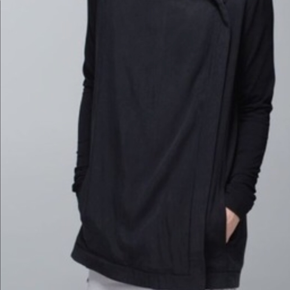Lululemon Blissed Out Wrap Sz 4